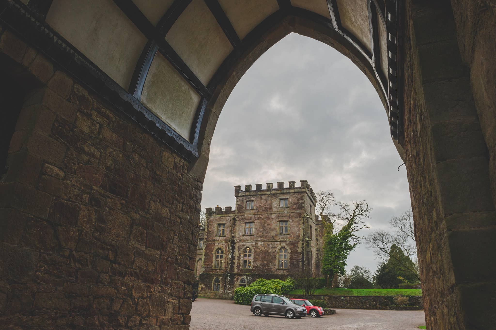 clearwell-castle-wedding-photography (1)